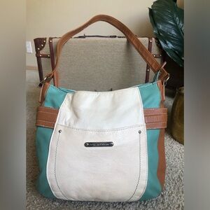 STONE MOUNTAIN Tri-tone Pebble Grain 100 Leather Shoulder/Hobo Tote Style Bag!